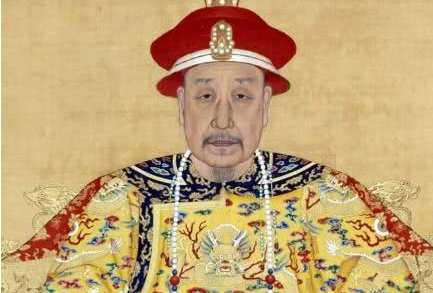 清朝乾隆皇帝到底有多自恋?所作诗词比《全唐诗》还要厚