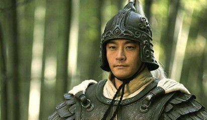 赤壁之战是三国的一个关键点，周瑜发挥了什么样的作用？