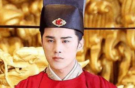宋真宗赵恒早年经历了哪些事件？史书对他有着怎样的记载？
