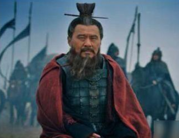 曹操《短歌行》是在什么情况下创作的？该如何赏析？