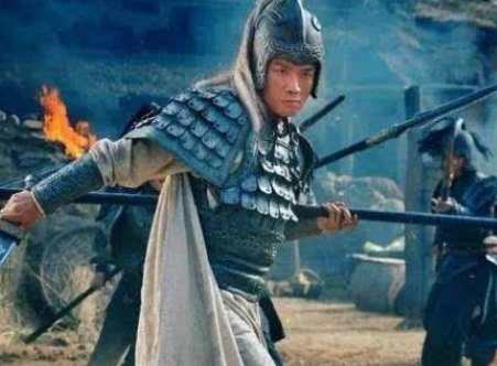 赵云和吕布都是三国时期的猛将 两人谁更厉害一些