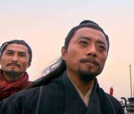 刘唐选择背叛晁盖支持宋江的原因是什么？