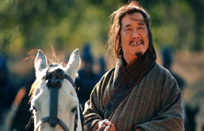 如果庞统在落凤坡没死，他斗得过司马懿吗？