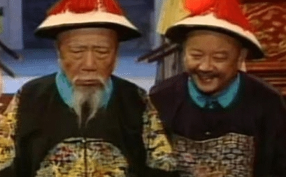 刘罗锅告老还乡，乾隆却说“宫灯歪了”