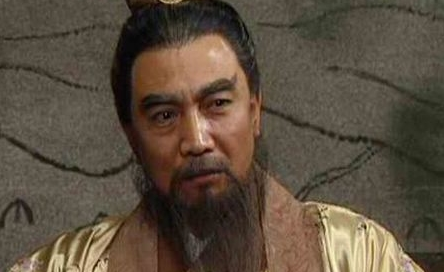 大将关羽全军覆没，刘备这时在干什么？