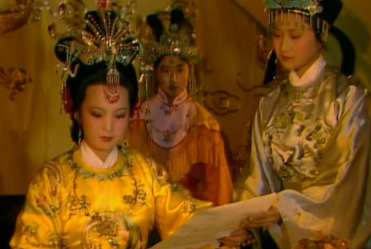 《红楼梦》第六十七回 见土仪颦卿思故里 闻秘事凤姐讯家童