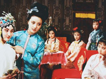 红楼梦中邢夫人为什么会那么讨厌王熙凤呢？