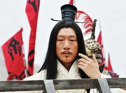 膝盖骨被砍伤、脸上被刻字的孙膑，是怎么复仇的？