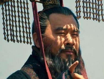 曹操为何要将三个女儿都送给汉献帝？背后有哪些原因？