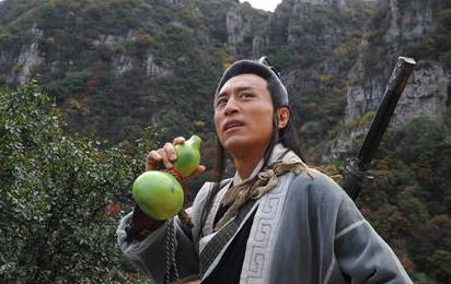 李白初入翰林院时赋诗三首，惊艳了大唐诗坛