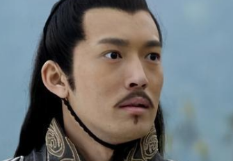 第一次合肥之战时，孙权选择撤军的原因是什么?