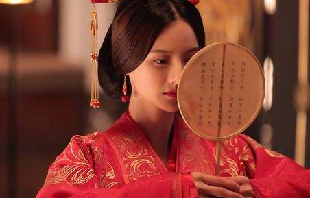 甄宓是三国时期的美人，为何最后会被曹丕赐死呢？