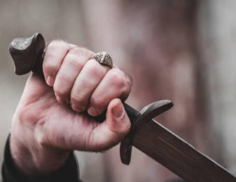 探索西夏兵器制造技术和发展史，西夏的剑为何品质那么好？