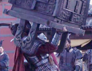 秦武王嬴荡举鼎身亡前，对于秦国的发展做出过哪些贡献？