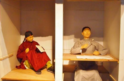 科举制度为朝廷选拔人才，但有哪些缺点呢？