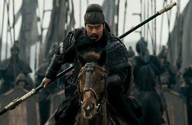 关张二人的出身都不高，为何武功却很强呢？