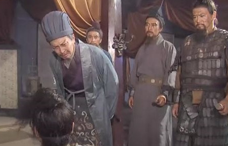 诸葛亮没有亲自率军去救援街亭，是什么原因？