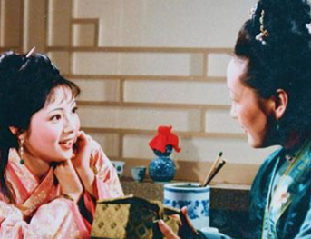 薛宝钗与史湘云的关系如何?真的是塑料姐妹情？