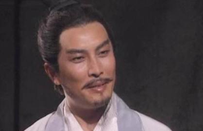 诸葛亮和刘琦什么关系？为什么他不帮助刘琦呢？