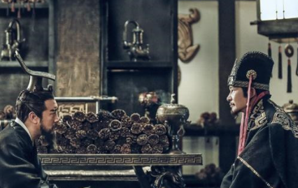 荀彧是著名的谋士，为什么最后会被逼自尽呢？