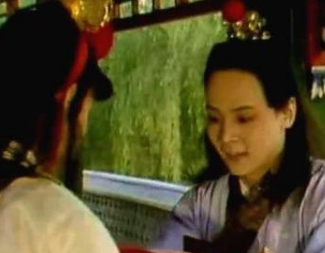 琪官送出的那条红汗巾子对贾府的影响到底有多大？