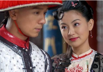 瑾妃的家世如何？她的书法水平如何？