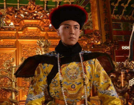 嘉庆遇刺身边有上百名侍卫 最后护驾的人为何只有六个人