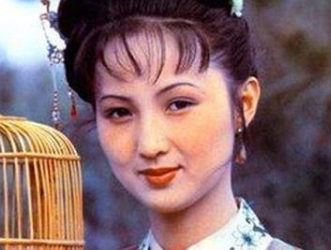 红楼梦中宝玉生日时收到的寿礼是什么？为何说平儿比他更体面？