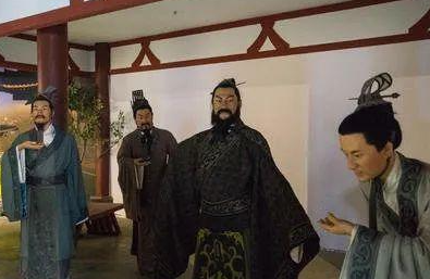 曹丕残害兄弟曹植，其实历史上他还有另一面