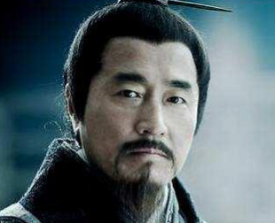 萧何将韩信推荐给刘邦还断定她是将才，是为何？