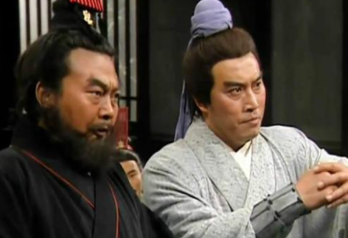 刘备在世的时候，为何诸葛亮和赵云都没有封侯呢？