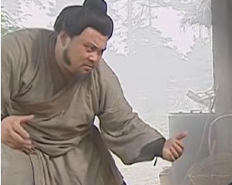 水浒传中与方腊首战阵亡的三梁山个好汉分别是哪些人？