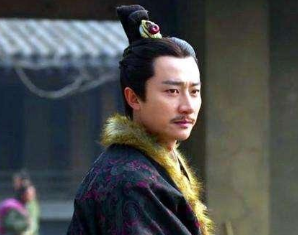 为什么说是春申君为秦国扩张战略的调整及完善提供了助力？