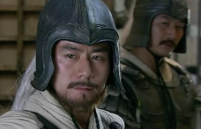 吕蒙是如何从一介武夫变成全能型将领的？