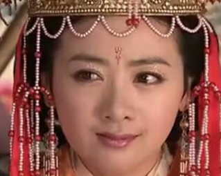 红楼梦中贾元春在宫里是什么地位？为何说是突然受宠？