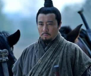 三国时期刘备巅峰时期的实力怎么样？相比曹操孙权如何？