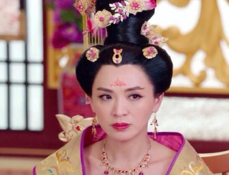 太平公主曾在政坛活跃了几十年，为什么最后没斗过李隆基？