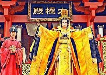 有武则天篡唐的前车之鉴，李显为何还纵容韦后临朝听政？