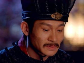 在武则天称帝的过程中，出力最大的大臣是谁？