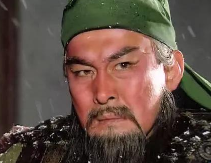 关羽和张飞早年一个杀猪,一个卖枣 两人的武功是怎么来的