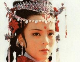 红楼梦中举报大观园聚赌后，探春在贾府的生活怎么样？