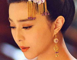 历史上武则天的一生为何会改了32个年号？原因是什么？