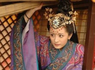 王昭君的事迹为何能流传于后世？她为何会远嫁匈奴？