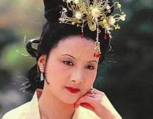红楼梦中秦可卿死后，宝玉在农庄遇到的一对姐弟是谁?
