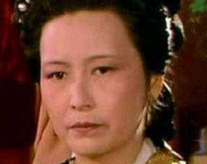 红楼梦中王夫人在晴雯死后给了十两银子，是为何？