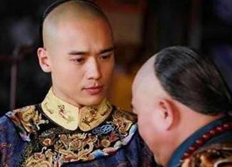 豪格在皇太极去世后没有继承皇位是因为什么？