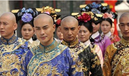 九子夺嫡谁的下场最惨 胤礽为什么能够得以善终