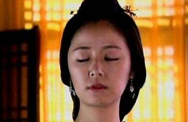 窦太后为什么想让梁王继承皇位？原因是什么
