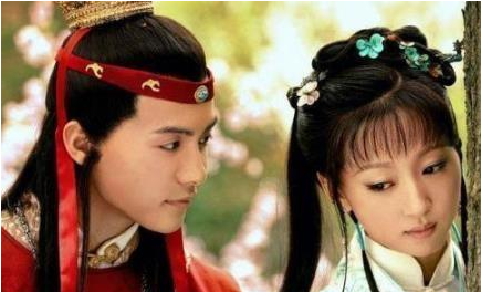 古代夫妻睡觉的时候 通房丫头为什么要守在床边