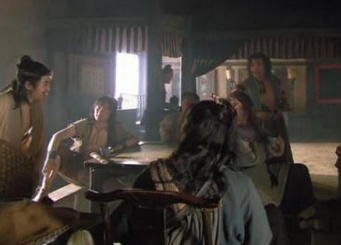 明知晁盖在梁山的杨志，为什么还愿意留在梁山?